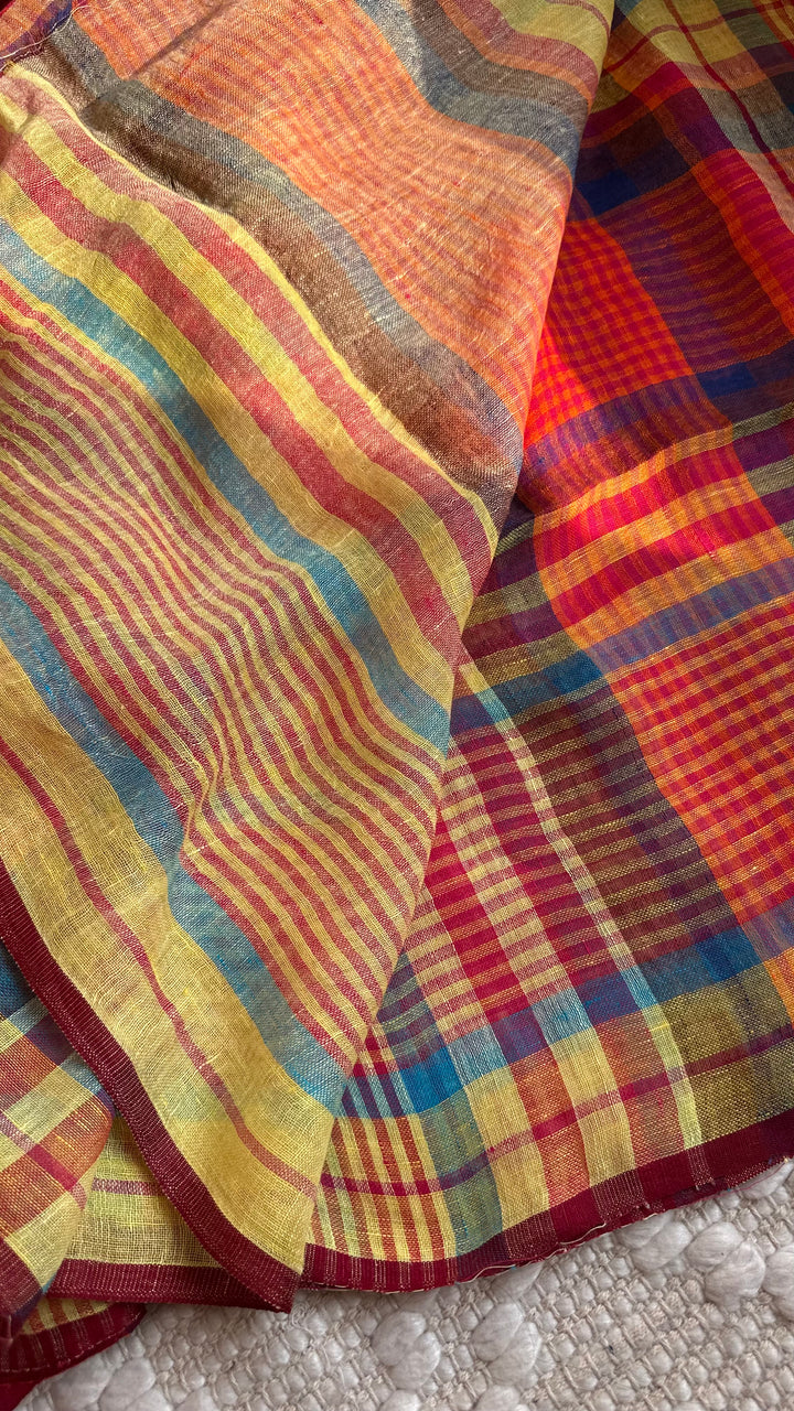 Multi Colour Checked Pure Handwoven Linen Saree - 001