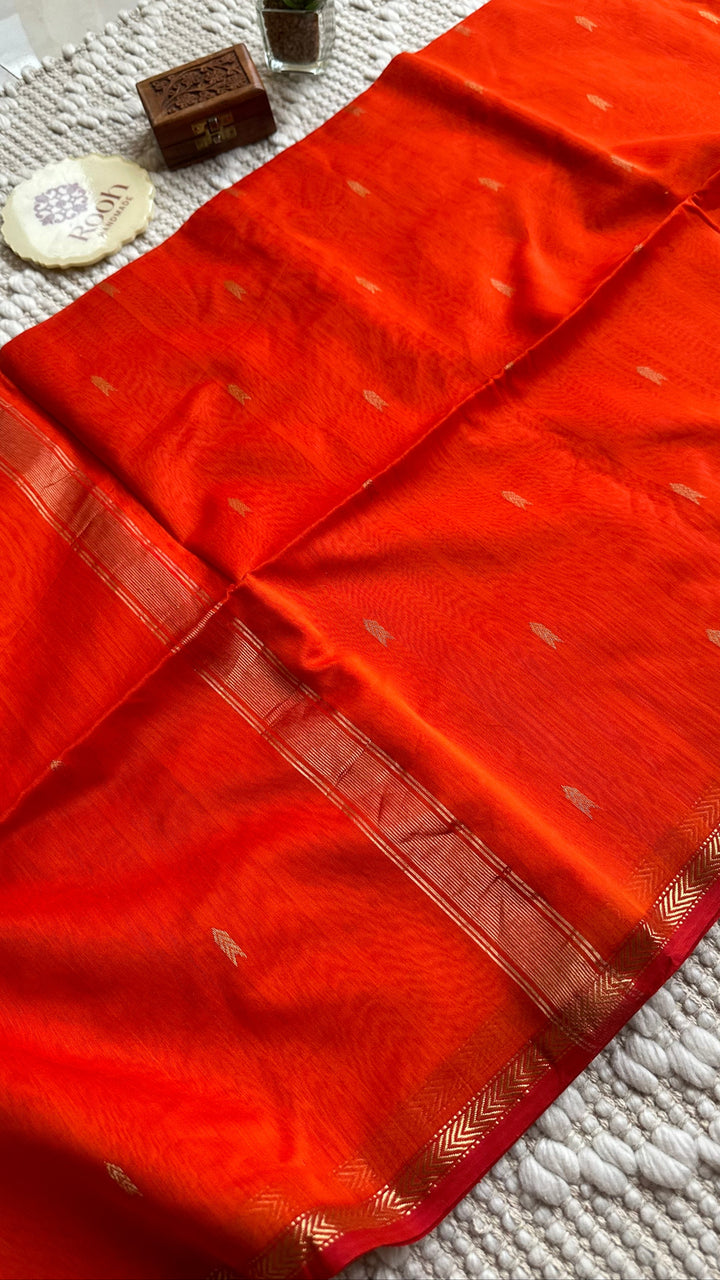 BURNT ORANGE - PREMIUM HANDWOVEN MAHESHWARI SILK BY COTTON SAREE