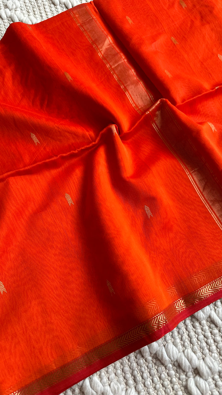 BURNT ORANGE - PREMIUM HANDWOVEN MAHESHWARI SILK BY COTTON SAREE