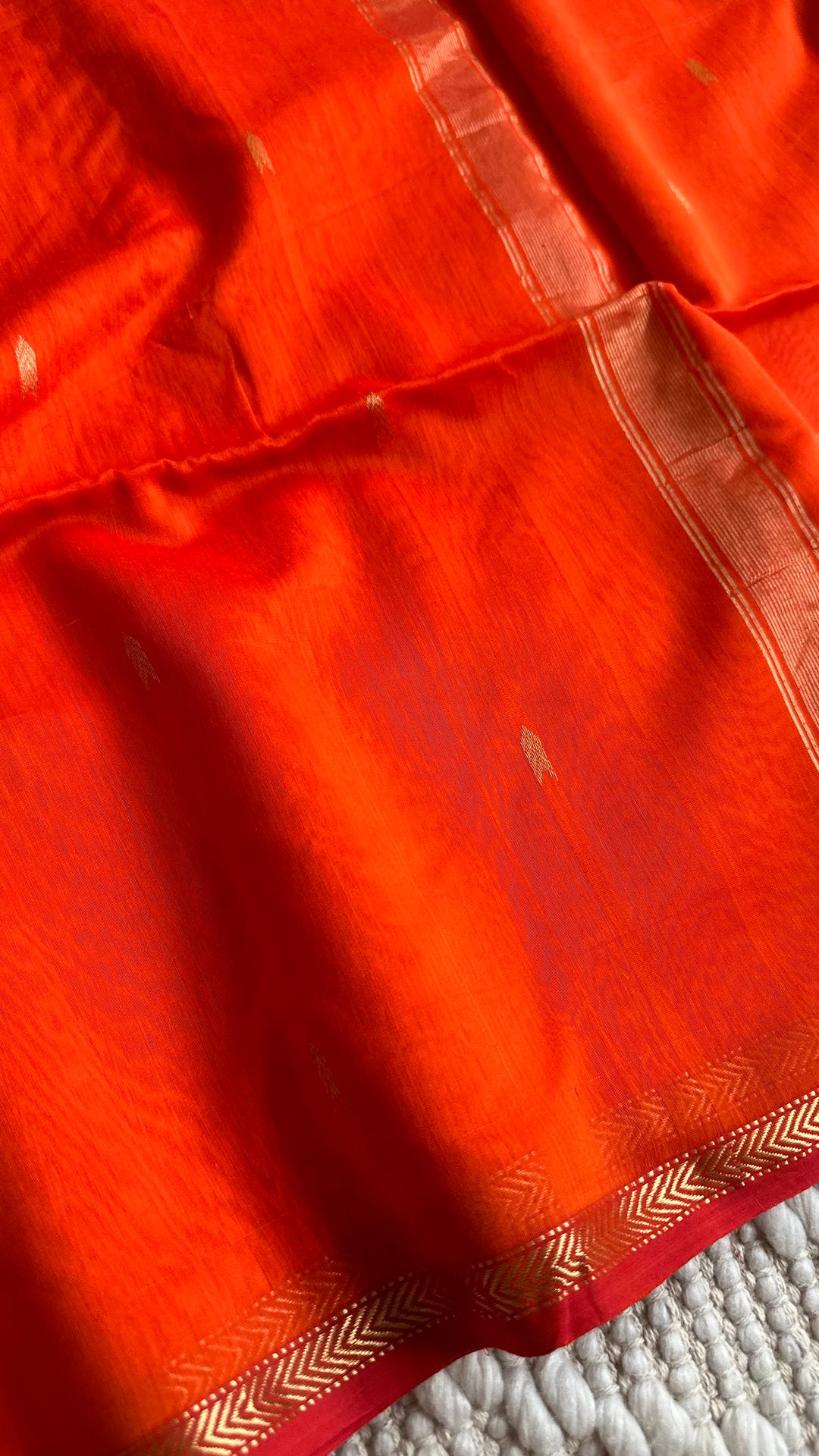 BURNT ORANGE - PREMIUM HANDWOVEN MAHESHWARI SILK BY COTTON SAREE