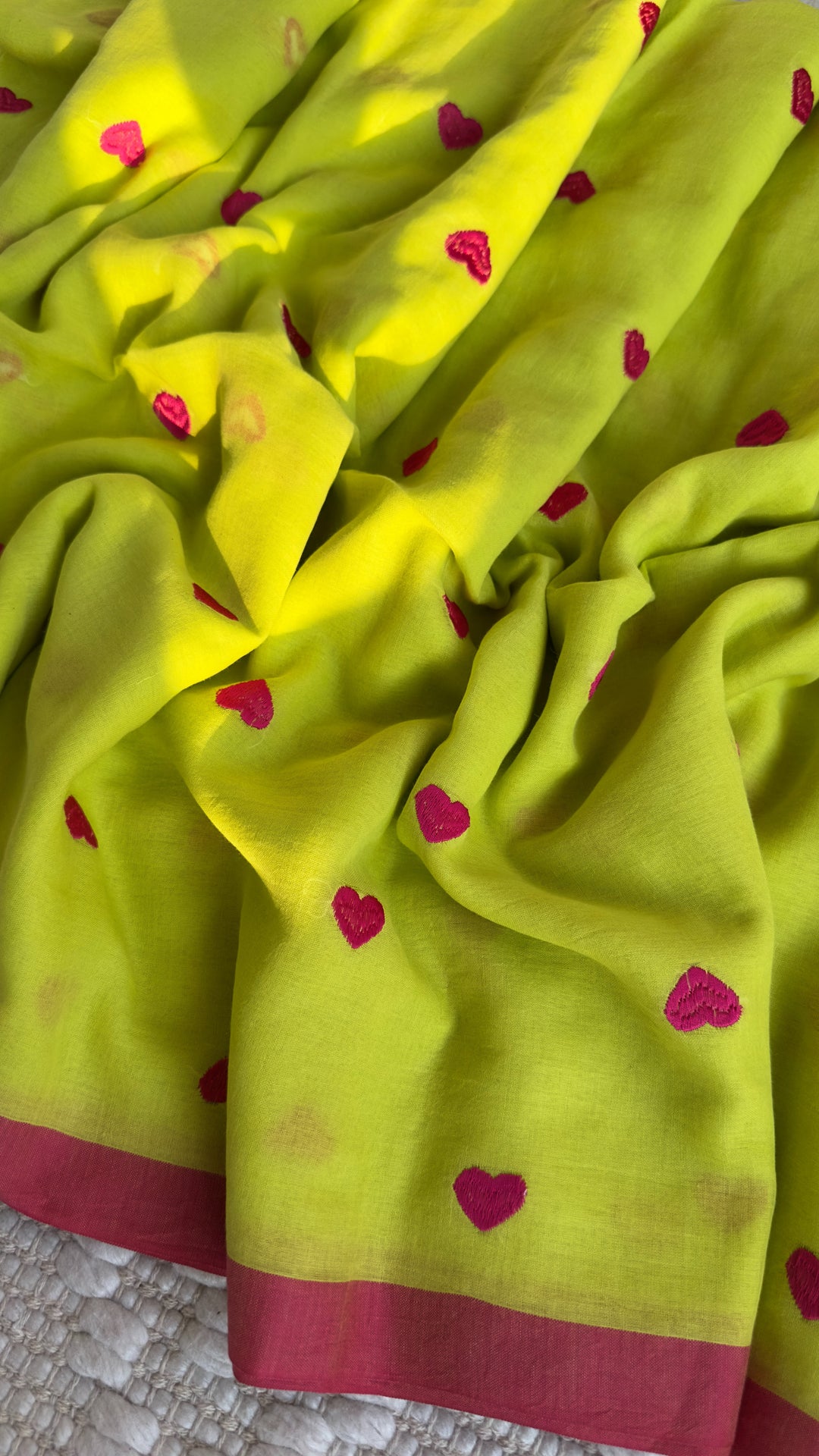 DIL - LIME GREEN WITH PINK BORDER SUPER SOFT MUL COTTON SAREE (DISPATCH TIME IS 7 TO 10 DAYS)