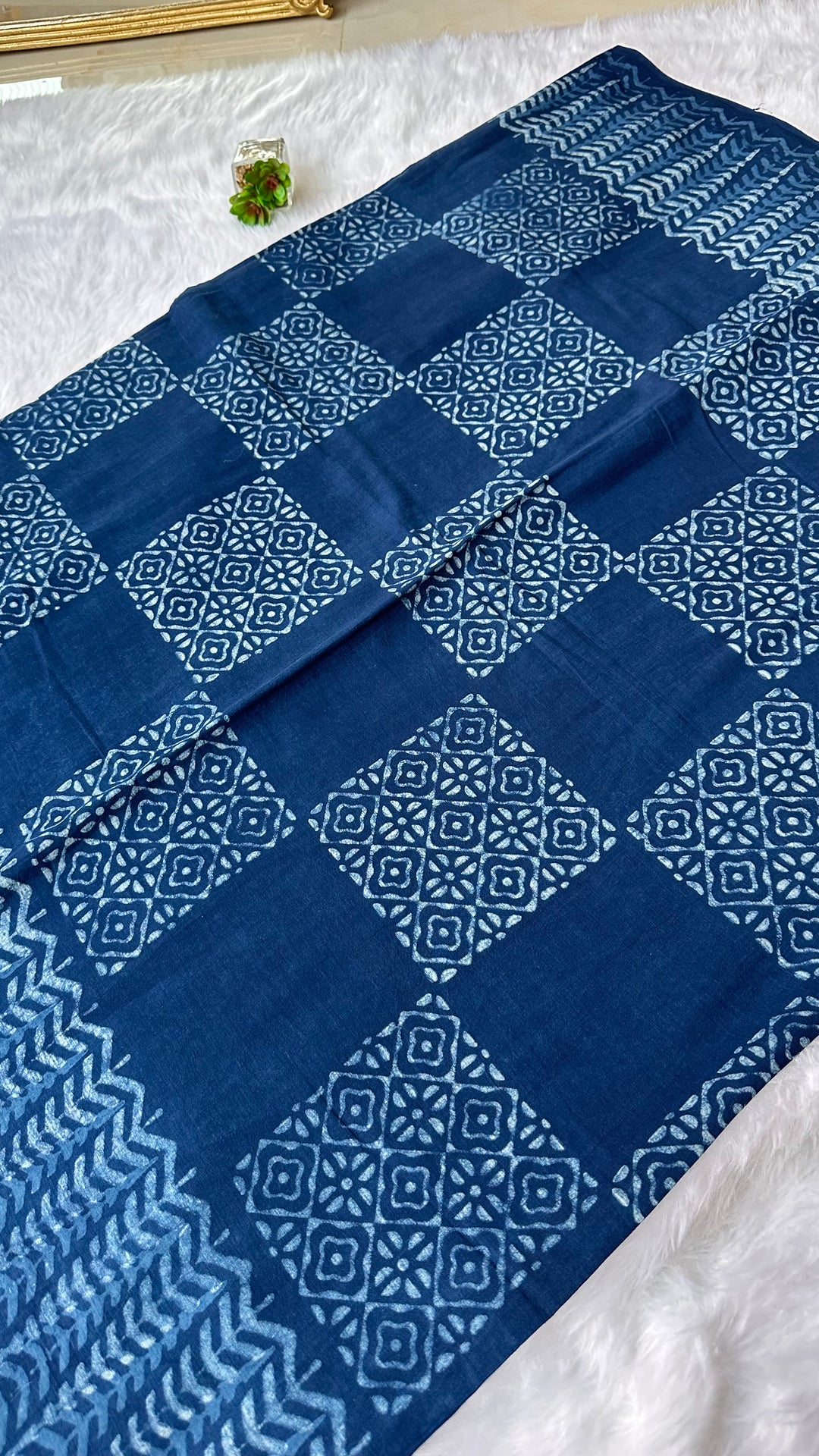 AKOLA INDIGO HAND BLOCK DABU PRINTED SOFT MULMUL COTTON SAREE- 005