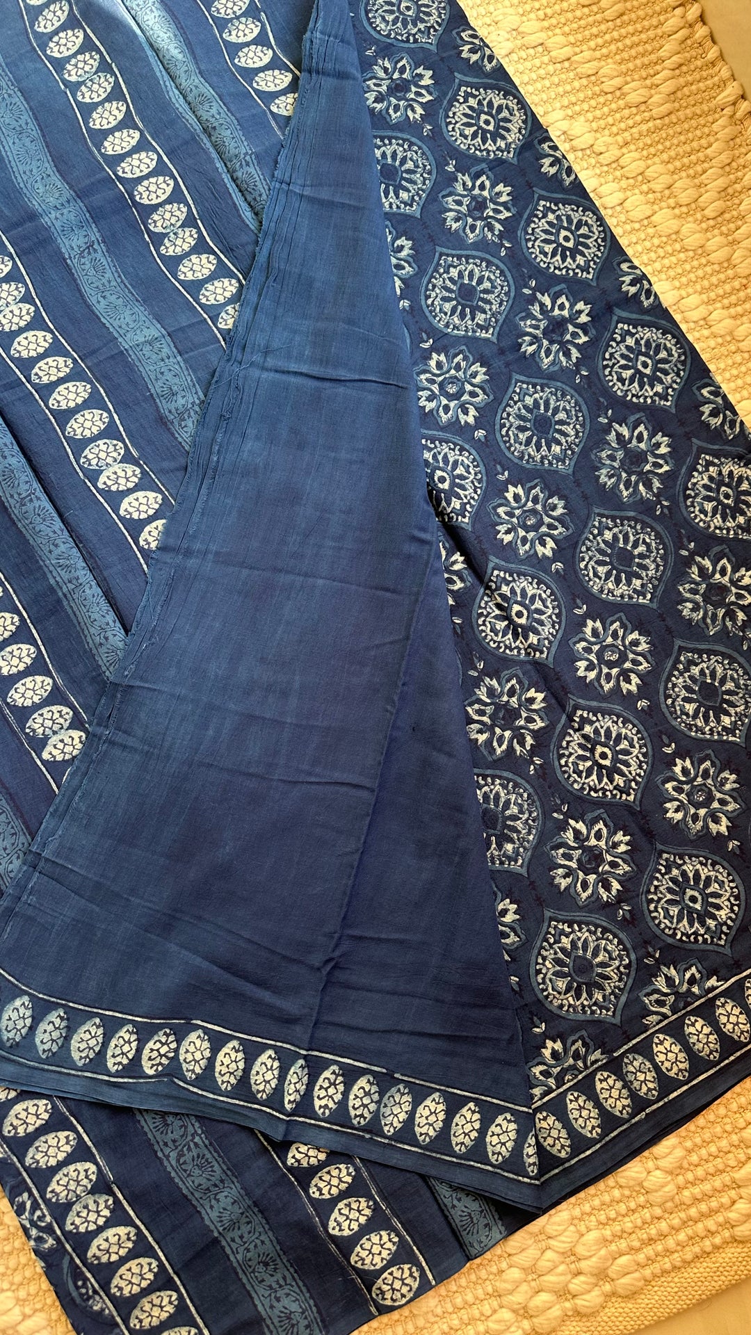 AKOLA INDIGO HAND BLOCK DABU PRINTED SOFT MULMUL COTTON SAREE- 015